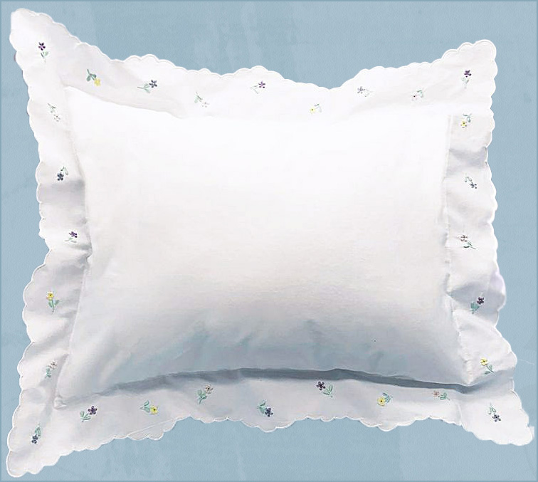 https://www.simplywonderfulthings.com/mm5/graphics/00000001/1/9727_Boudoir%20Pillow%20with%20Embroidered%20Flange_Main.jpg